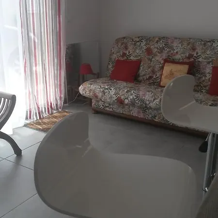 L'appart Rue Du Matha بيت ضيافة مارغو-كانتيناك